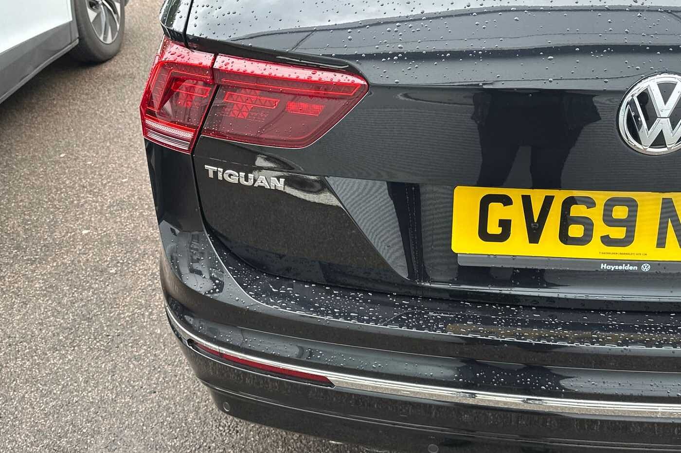 Volkswagen Tiguan Tiguan R-Line Tech 2.0 TDI 2WD 150PS 7-Speed DSG 5 Door