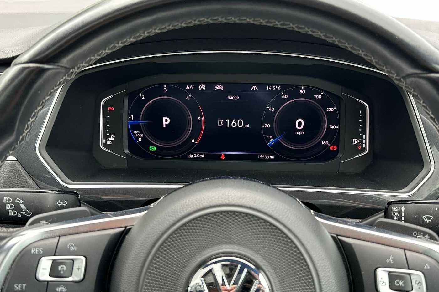 Volkswagen Tiguan Tiguan R-Line Tech 2.0 TDI 2WD 150PS 7-Speed DSG 5 Door
