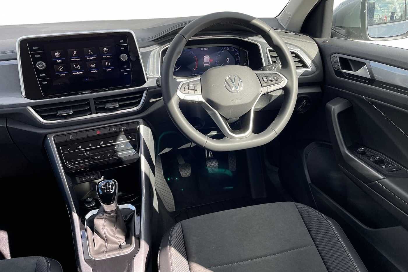 Volkswagen T-ROC Style 1.0 TSI 115PS 6-speed Manual 5 Door