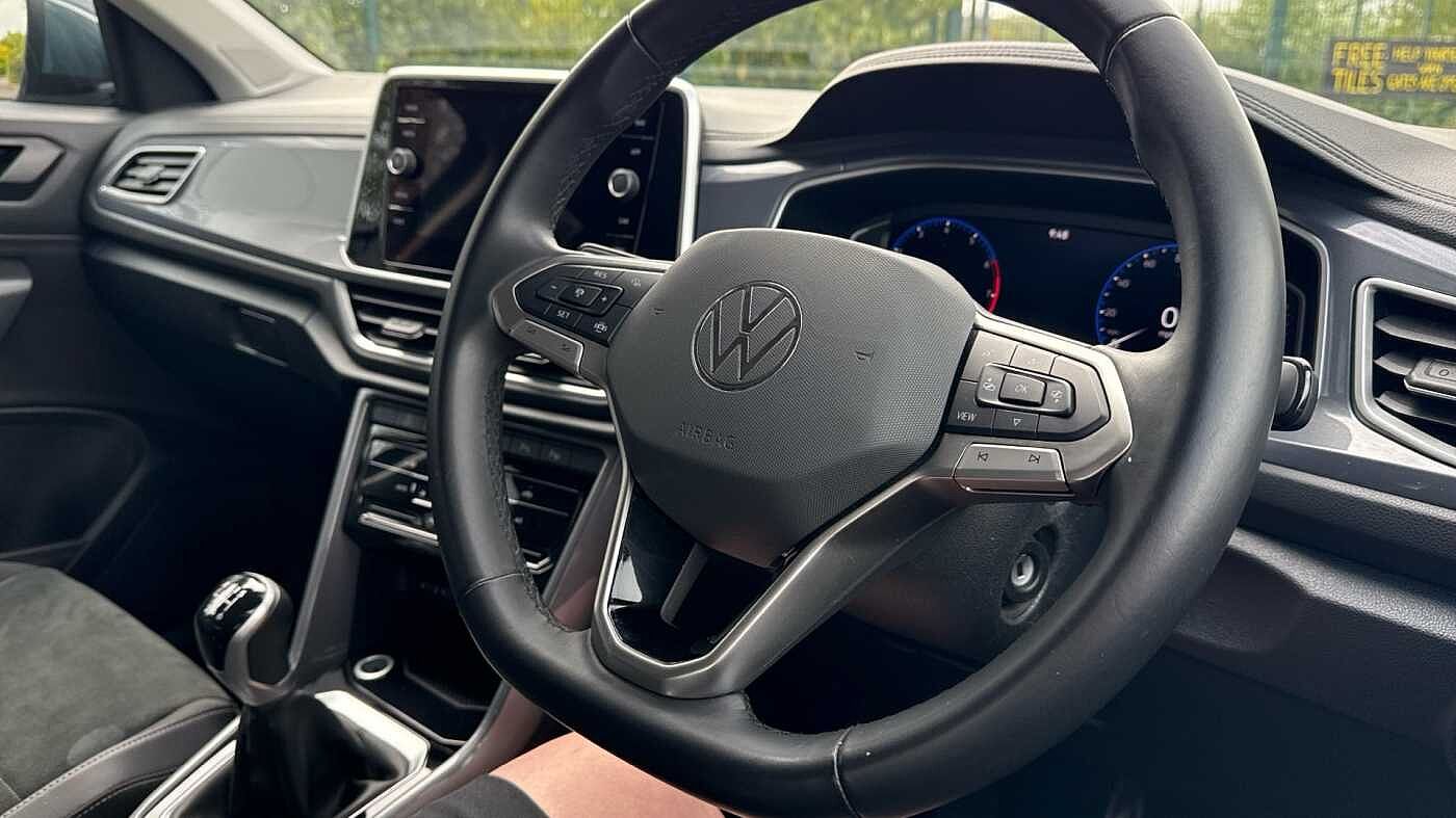 Volkswagen T-ROC Mark 1 Facelift (2022) 1.0 TSI Style 110PS