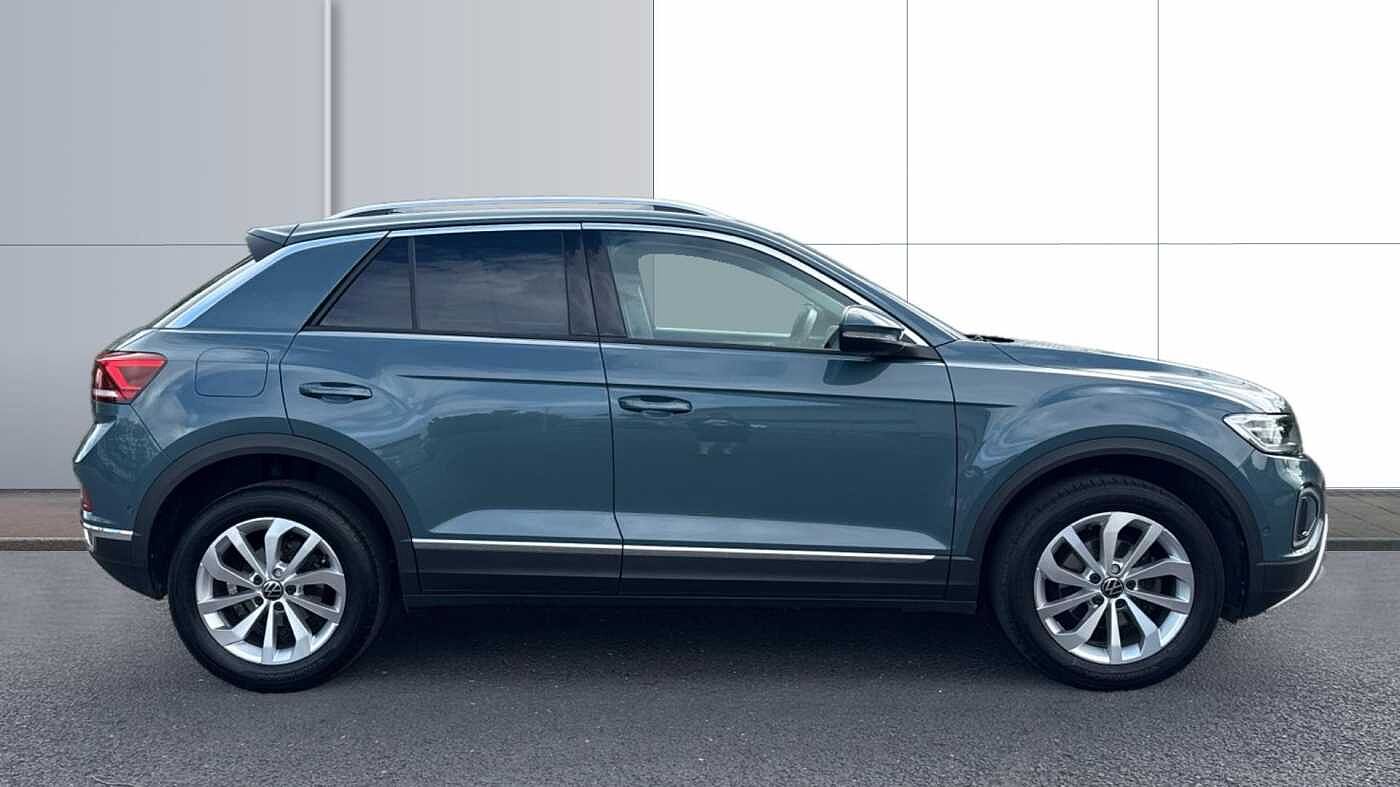 Volkswagen T-ROC Mark 1 Facelift (2022) 1.0 TSI Style 110PS