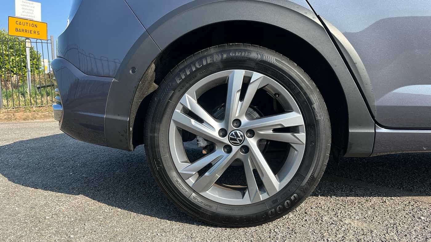 Volkswagen Taigo 1.0 TSI (110ps) R-Line