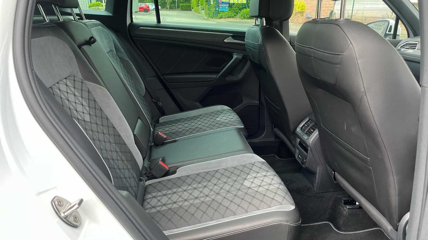 Volkswagen Tiguan 1.5 TSI (150ps) R-Line EVO DSG