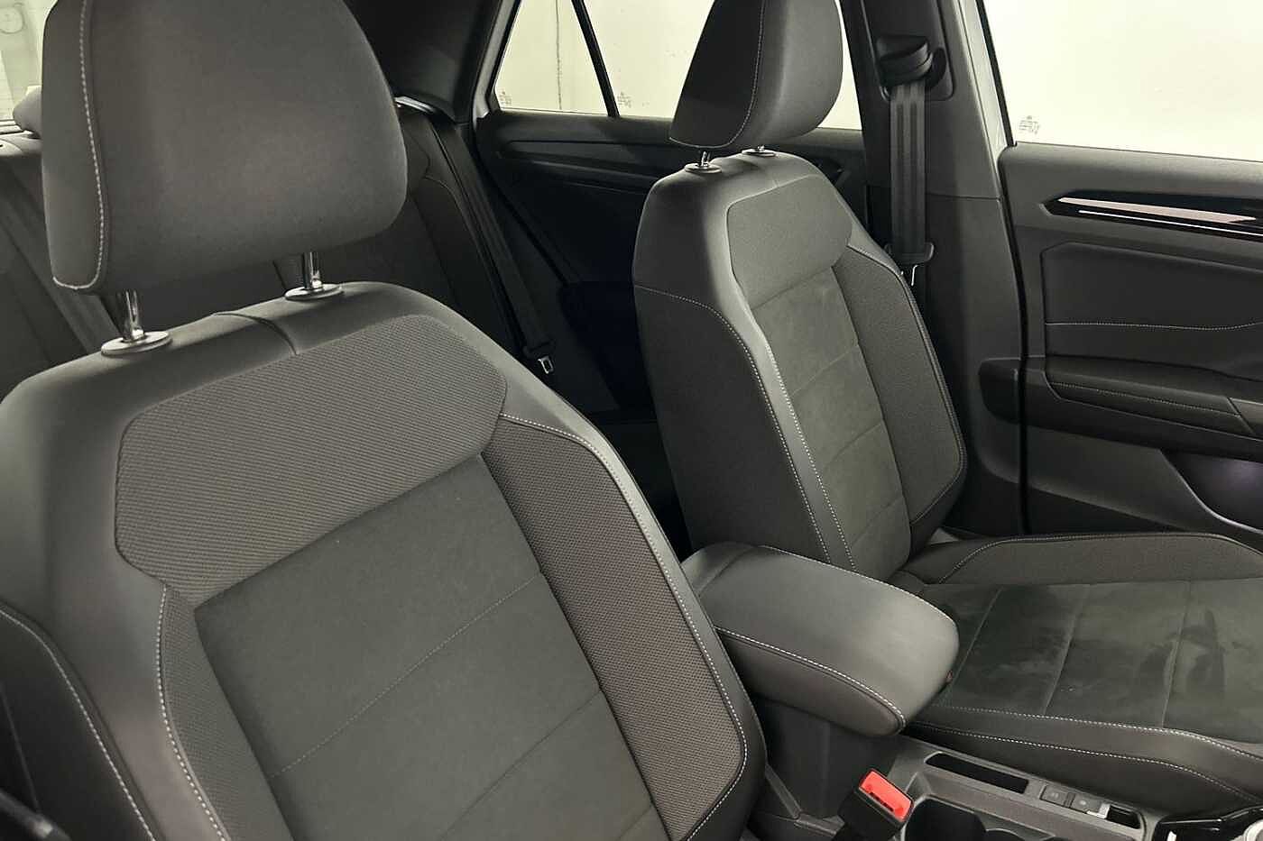 Volkswagen T-roc Hatchback 1.5 TSI Style 5dr