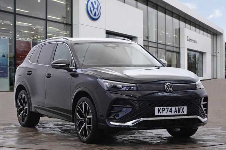 Volkswagen Tiguan *Factory Fitted Towbar* 2.0TDI (150ps) R-Line DSG