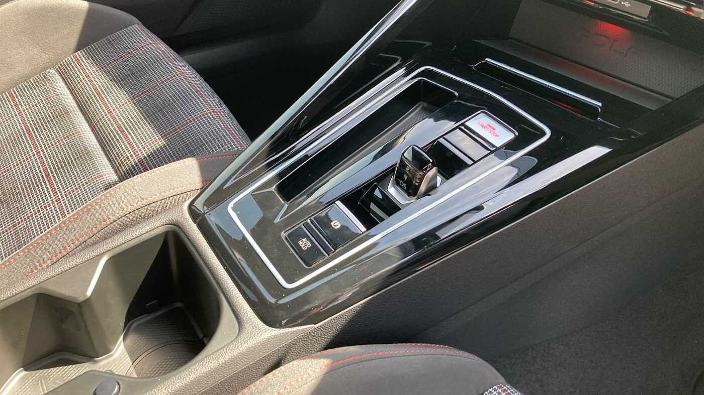 Volkswagen Golf 8 GTI 2.0 TSI 245PS 7-speed DSG 5 Door