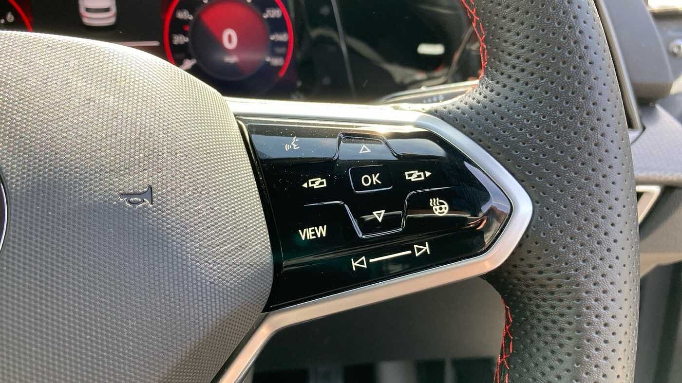 Volkswagen Golf 8 GTI 2.0 TSI 245PS 7-speed DSG 5 Door