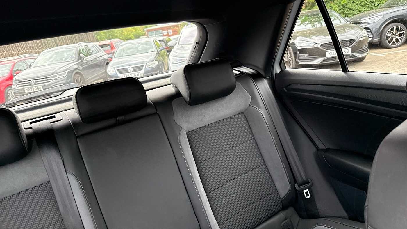 Volkswagen T-Roc 2.0 TDI EVO R-Line 5dr Diesel Hatchback
