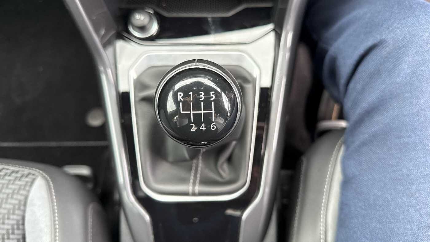 Volkswagen T-Roc 2.0 TDI EVO R-Line 5dr Diesel Hatchback