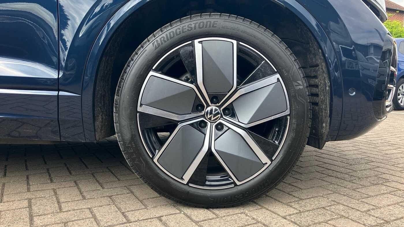 Volkswagen Touareg 3.0TDI (286ps) Black Edition 4Motion 5dr