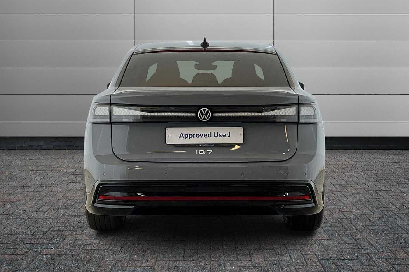 Volkswagen ID.7 Pro 77kWh Match Fastback Auto 5dr