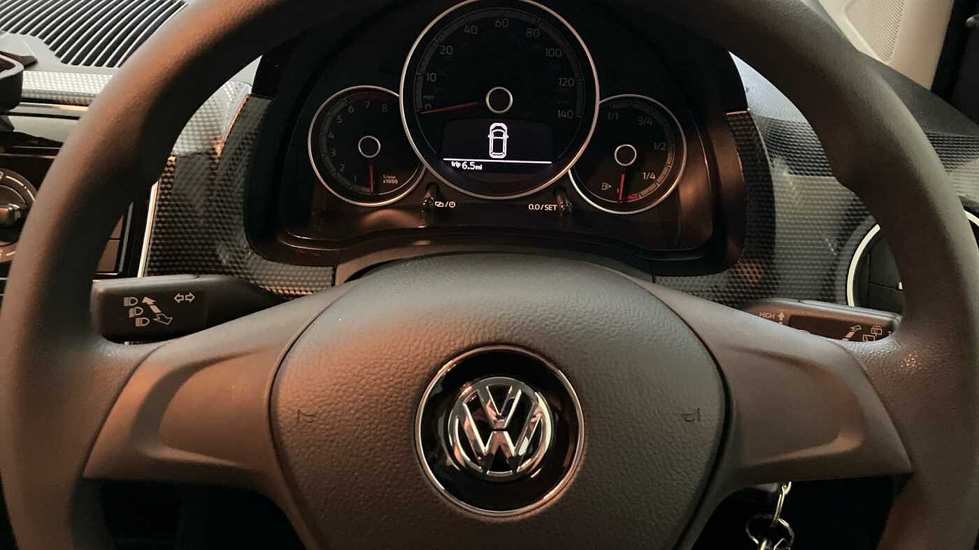 Volkswagen up! Up 2016 1.0 60PS Move 5Dr