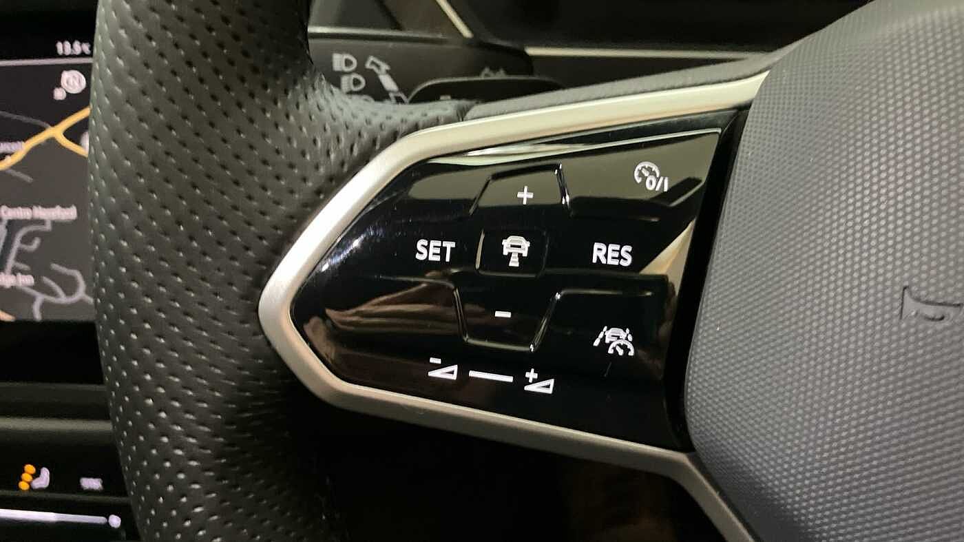 Volkswagen Tiguan 2.0 TDI (150PS) R-Line SCR DSG
