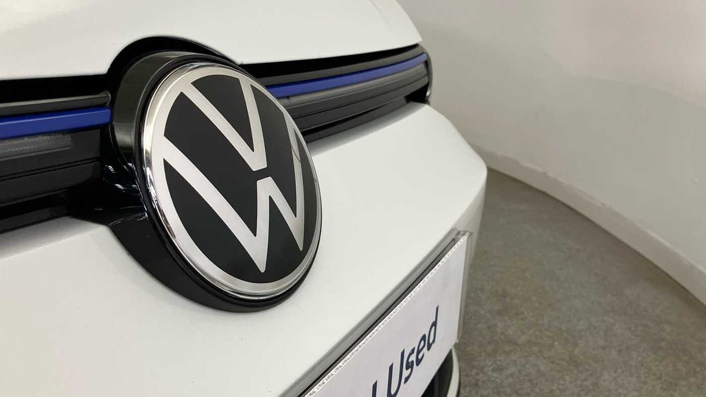 Volkswagen Golf 8 GTE 1.4 TSI 245PS 6-speed DSG 5 Door