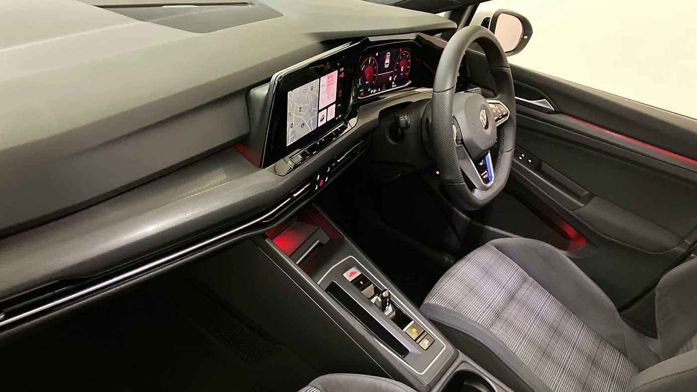 Volkswagen Golf 8 GTE 1.4 TSI 245PS 6-speed DSG 5 Door