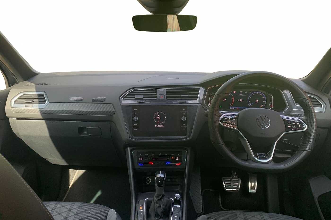 Volkswagen Tiguan R-Line 2.0 TDI 150PS DSG + PANORAMIC SUNROOF