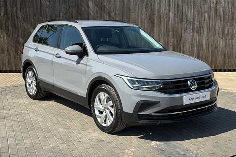 Volkswagen Tiguan 1.5 TSI (150ps) Life EVO Manual 5 door