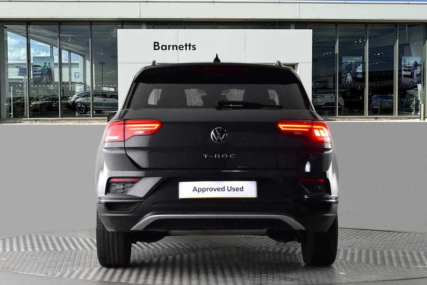 Volkswagen T-ROC 2017 1.0 TSI Black Edition 110PS