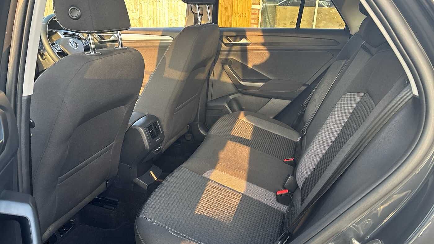 Volkswagen T-Roc 1.5 TSI EVO Active 5dr Petrol Hatchback