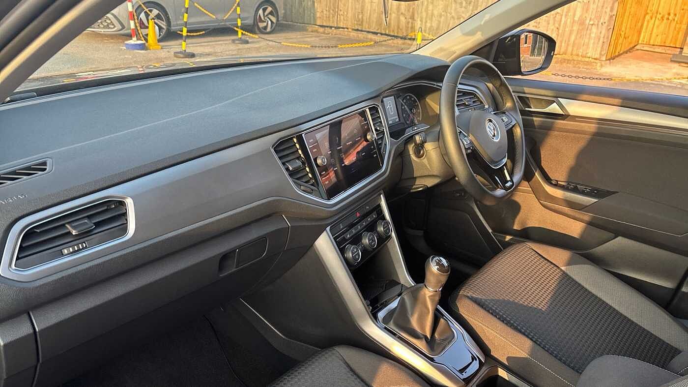 Volkswagen T-Roc 1.5 TSI EVO Active 5dr Petrol Hatchback