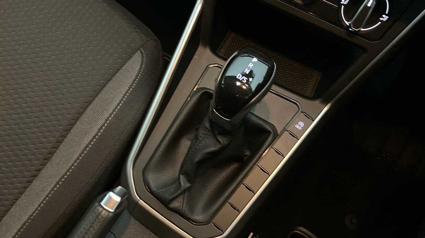 Volkswagen Polo MK6 Facelift (2021) 1.0 TSI 95PS Life DSG