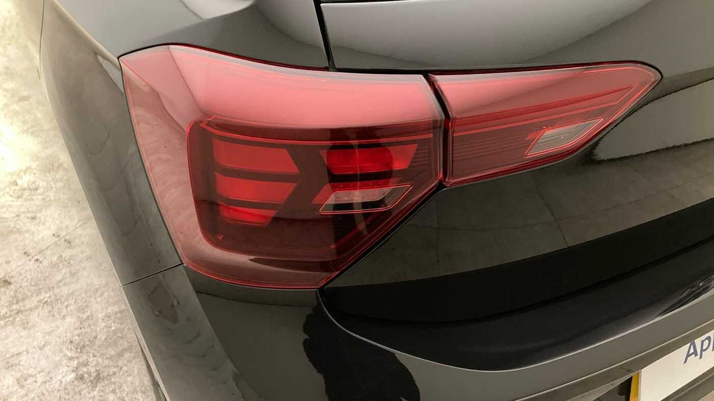 Volkswagen Polo MK6 Facelift (2021) 1.0 TSI 95PS Life DSG