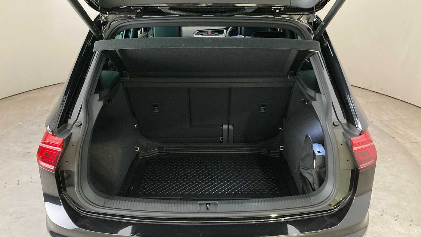 Volkswagen Tiguan 2.0 TDI (150PS) R-Line SCR 4Motion DSG