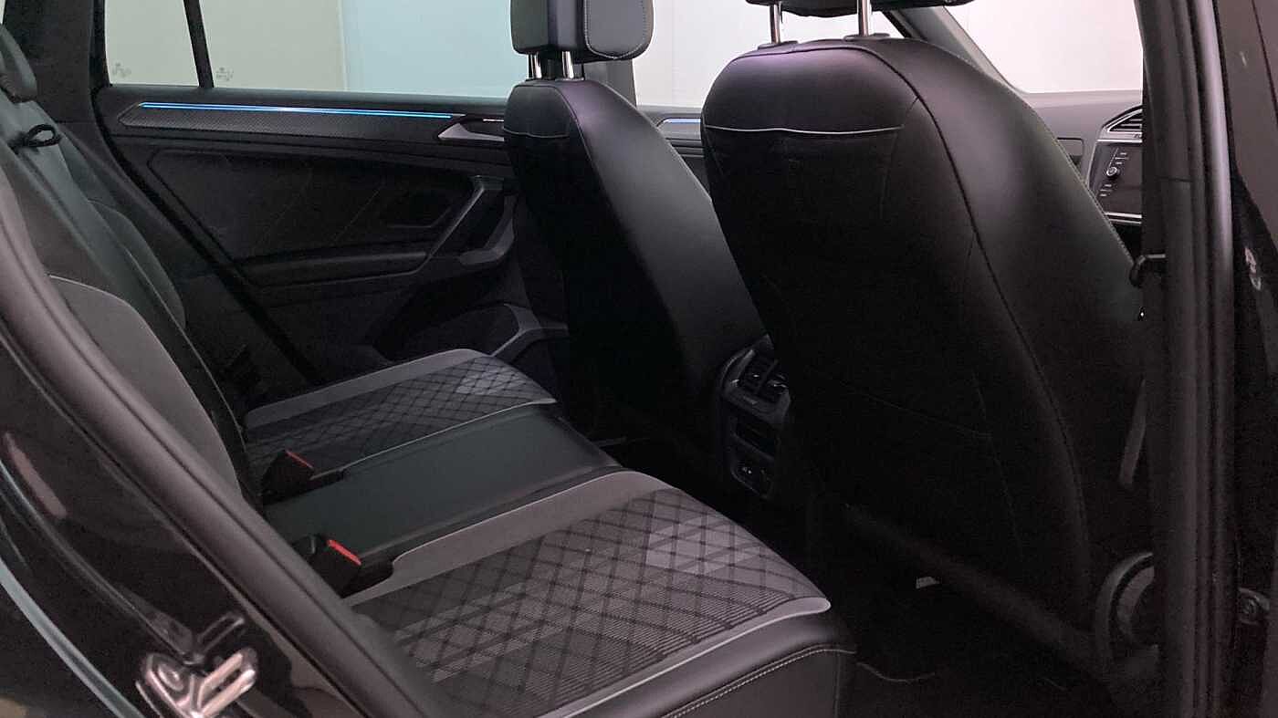 Volkswagen Tiguan 2.0 TDI (150PS) R-Line SCR 4Motion DSG