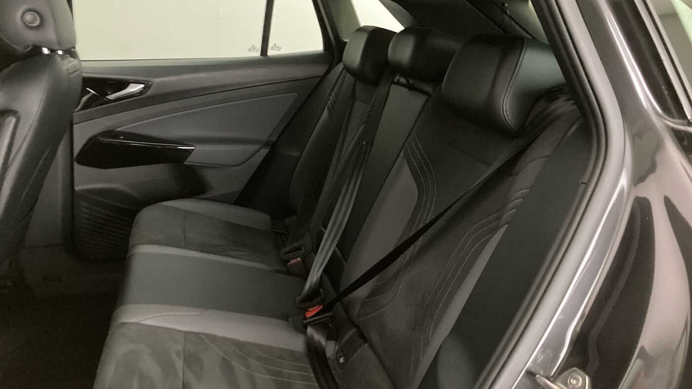 Volkswagen ID.4 109kW Life Pure 52kWh 5dr Auto Electric Estate