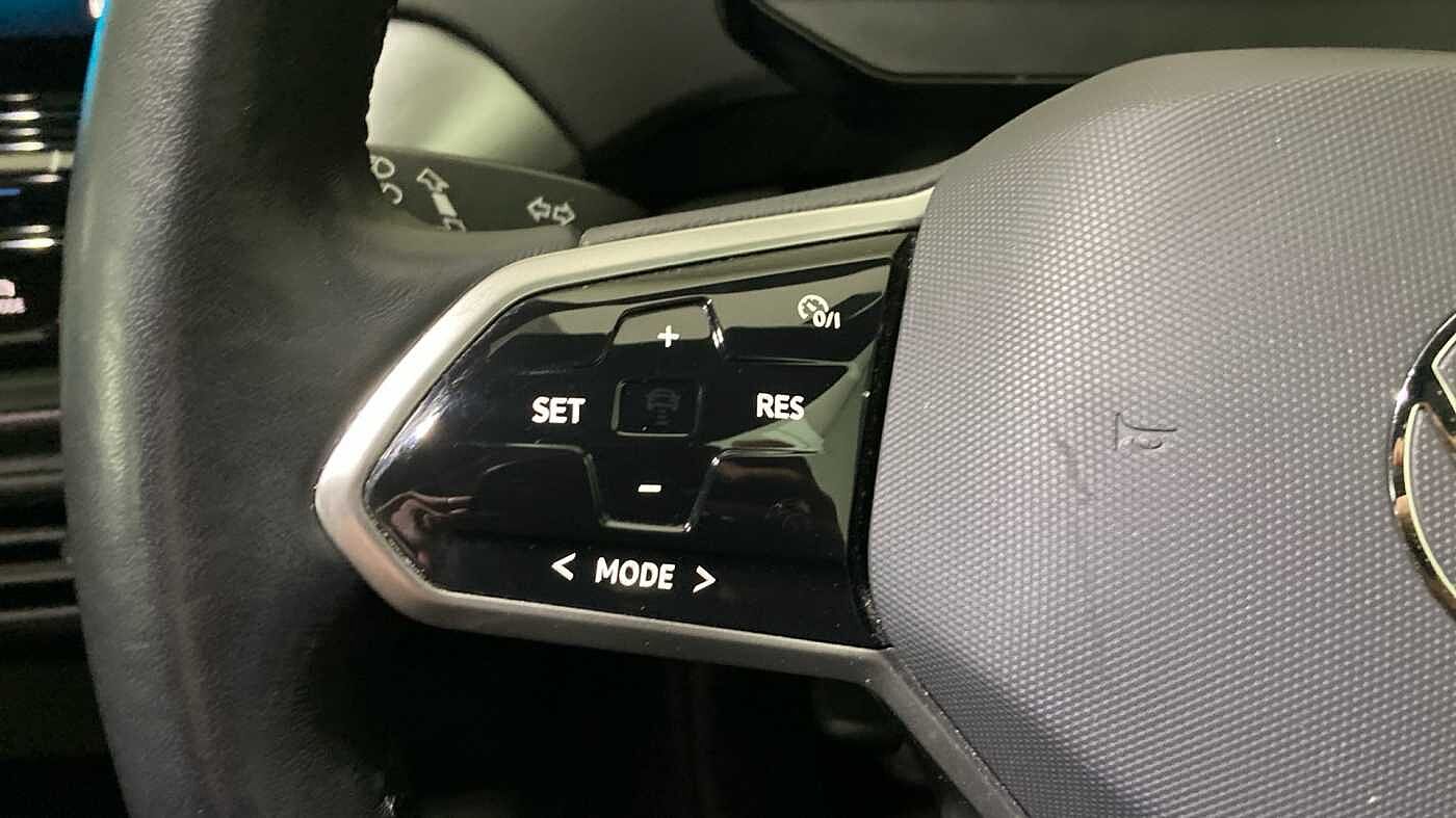 Volkswagen ID.4 109kW Life Pure 52kWh 5dr Auto Electric Estate