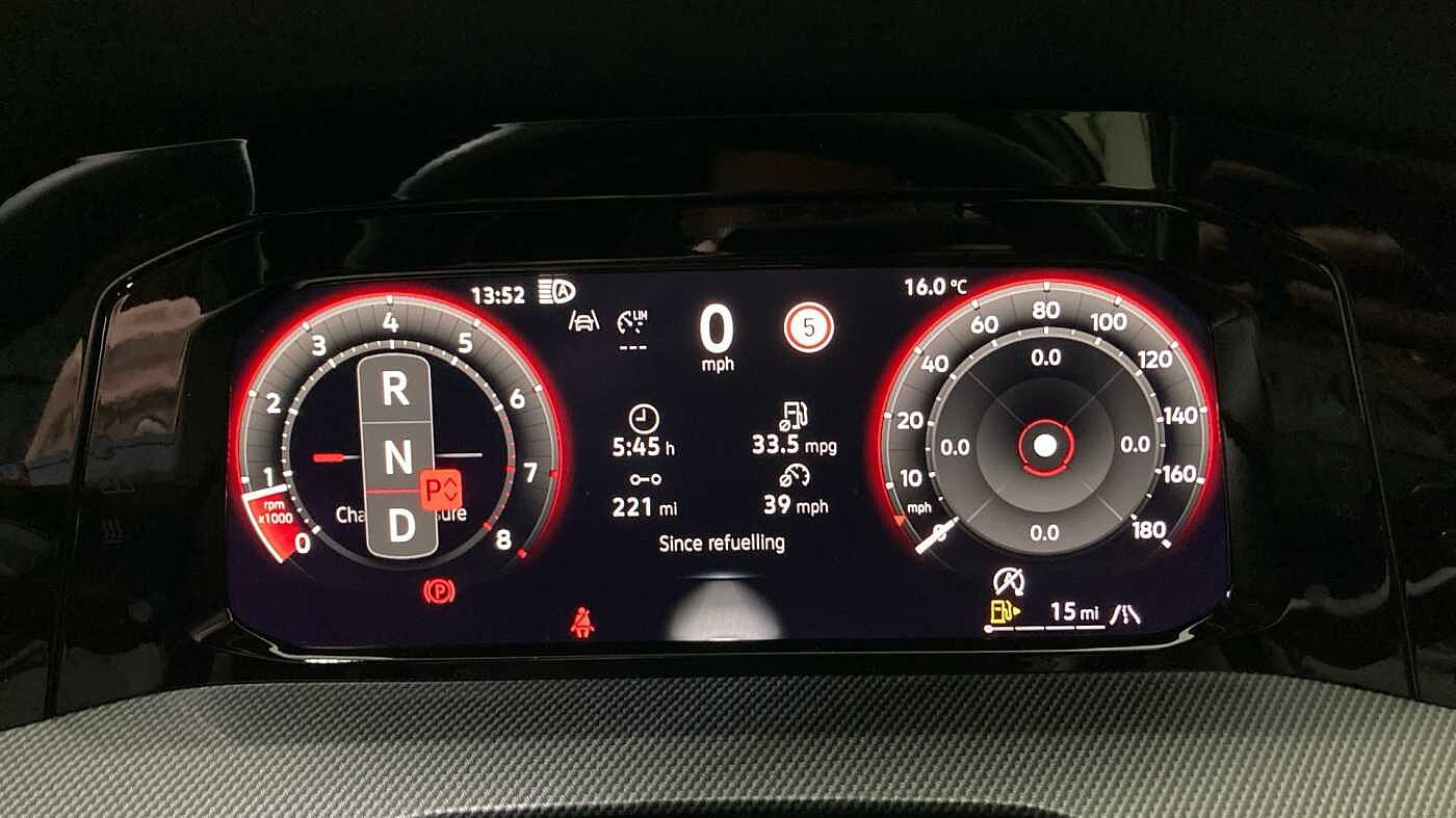 Volkswagen Golf GTI MK8 Facelift 2024 2.0 TSI (265ps) DSG