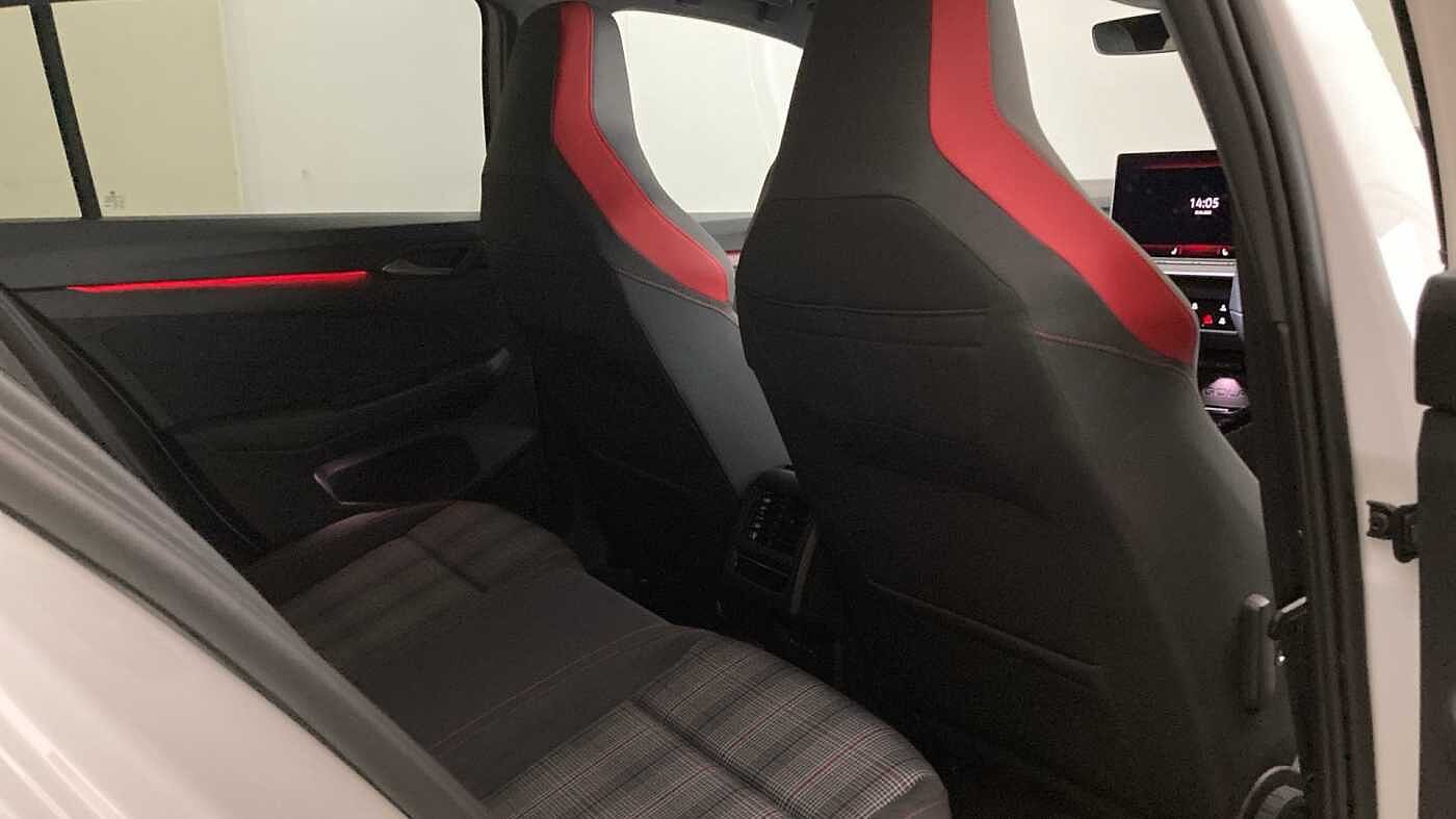 Volkswagen Golf GTI MK8 Facelift 2024 2.0 TSI (265ps) DSG