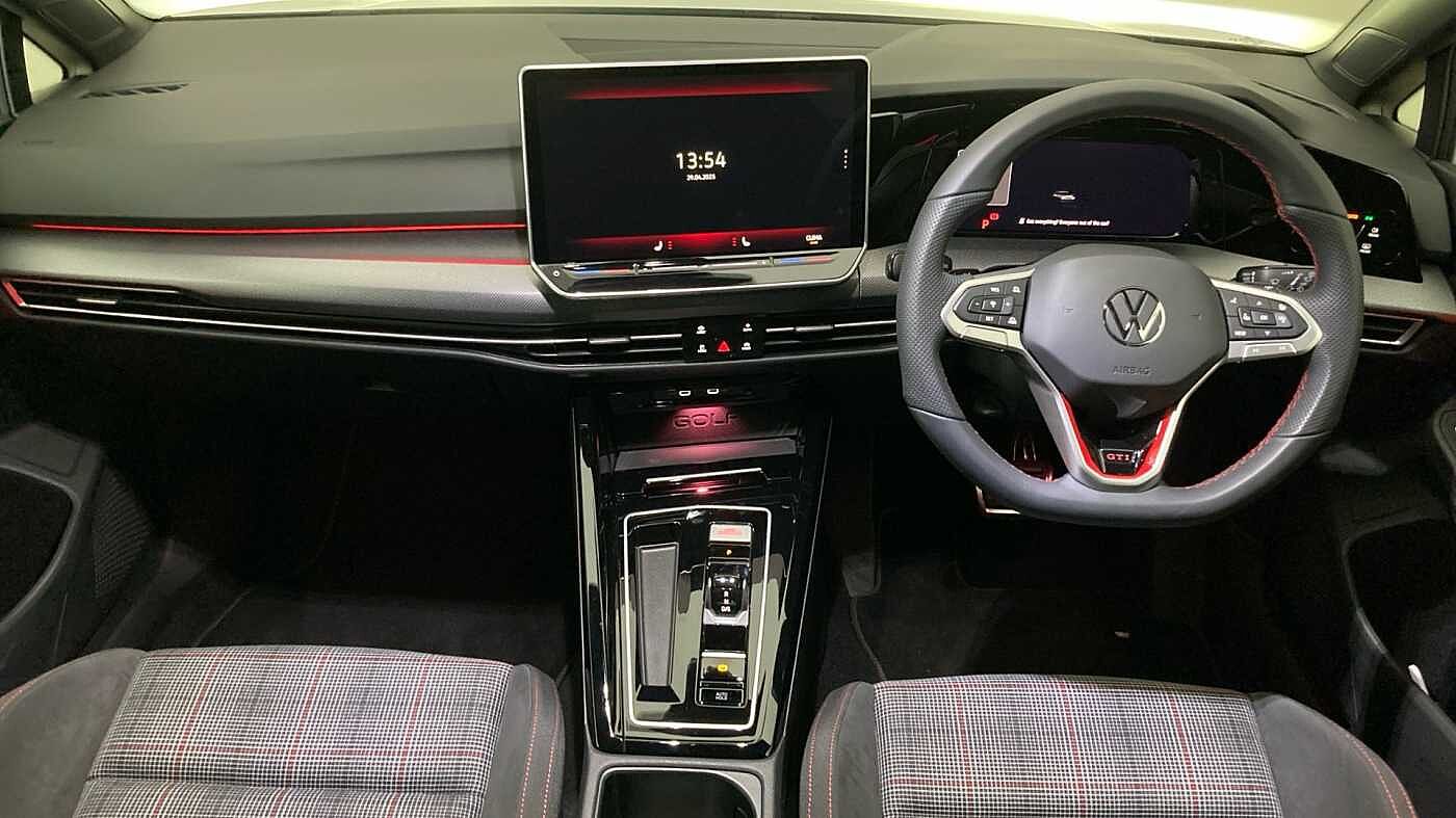 Volkswagen Golf GTI MK8 Facelift 2024 2.0 TSI (265ps) DSG