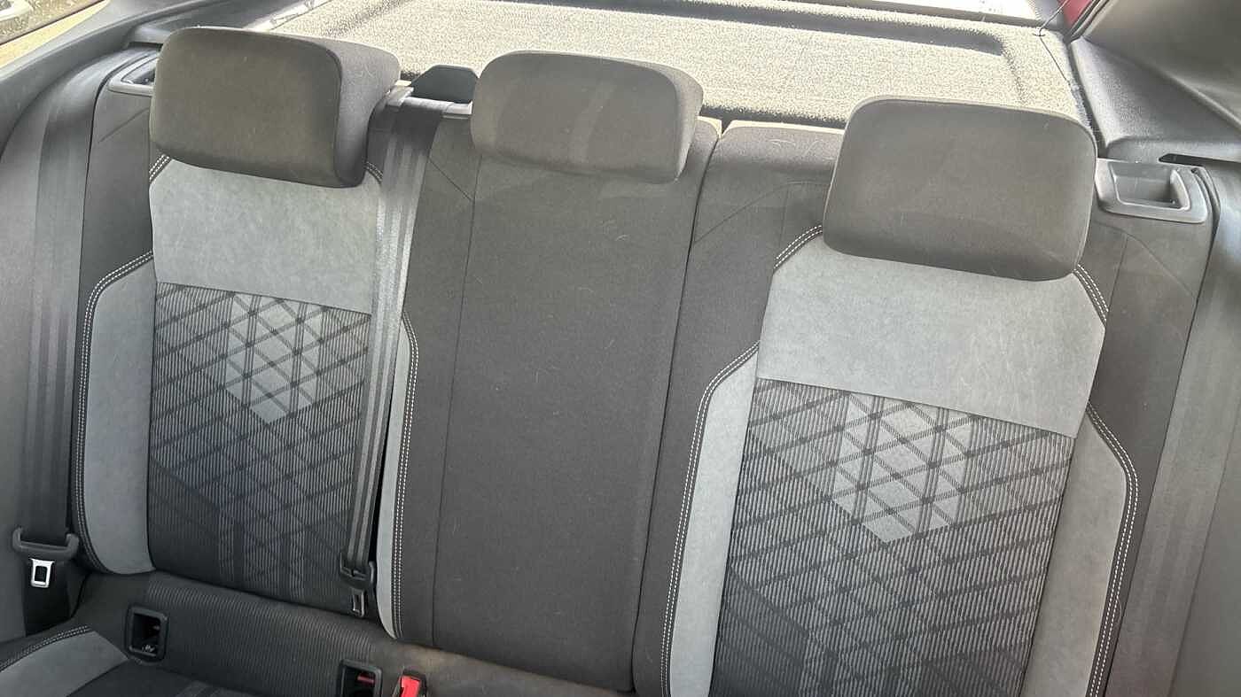 Volkswagen Taigo 1.5 TSI (150ps) R-Line DSG