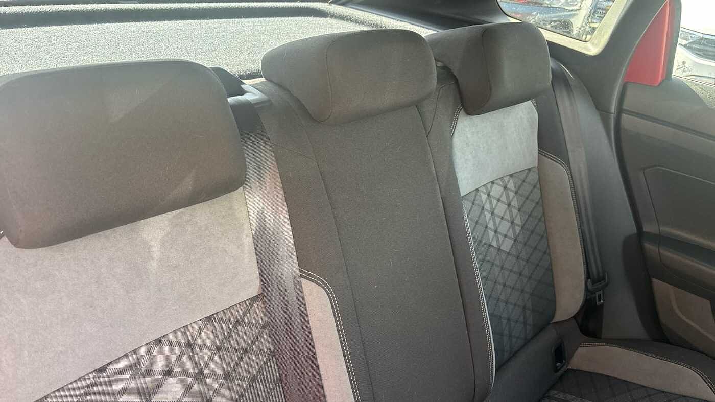 Volkswagen Taigo 1.5 TSI (150ps) R-Line DSG