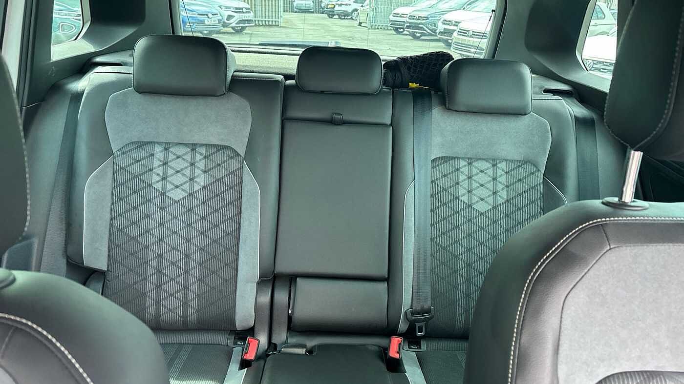 Volkswagen Tiguan 1.5 TSI (150ps) R-Line EVO DSG
