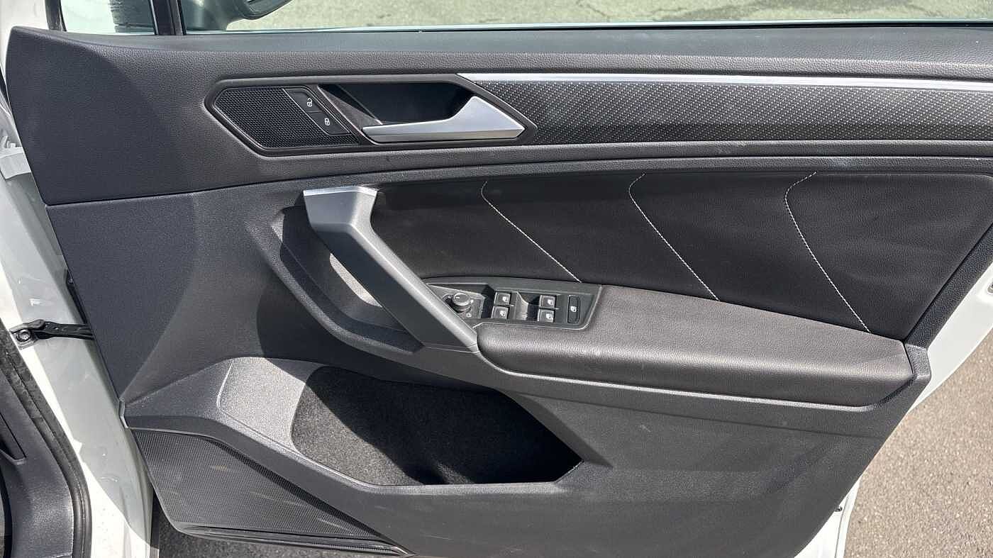Volkswagen Tiguan 1.5 TSI (150ps) R-Line EVO DSG
