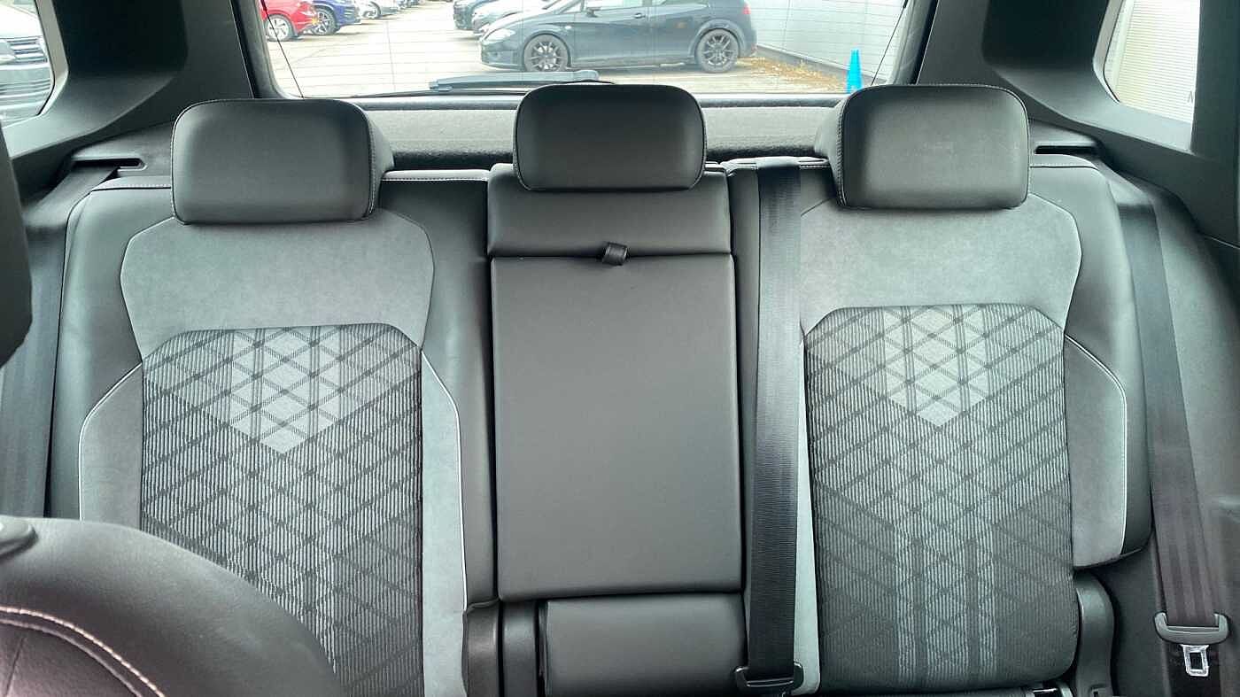 Volkswagen Tiguan 1.5 TSI (150ps) R-Line EVO DSG