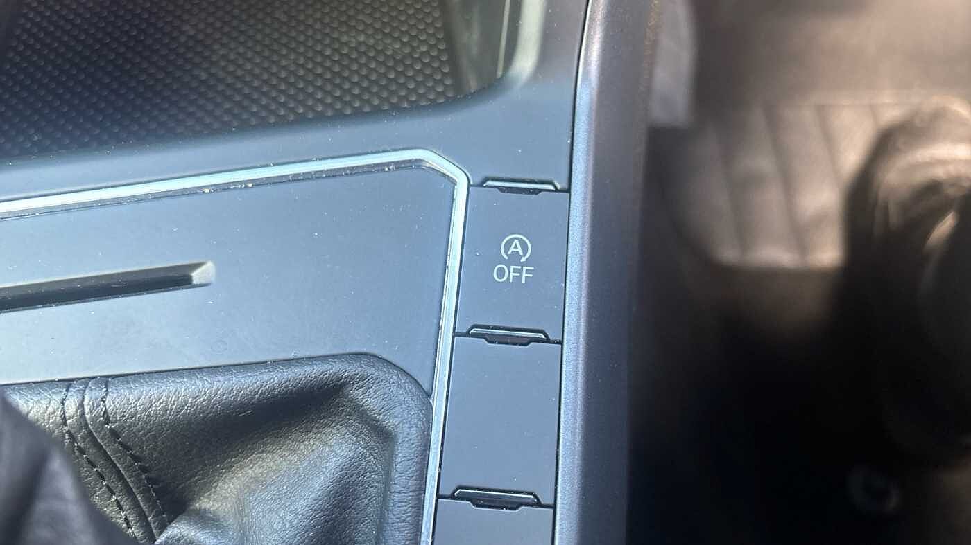 Volkswagen Polo MK6 Facelift 1.0 TSI (110ps) R-Line DSG