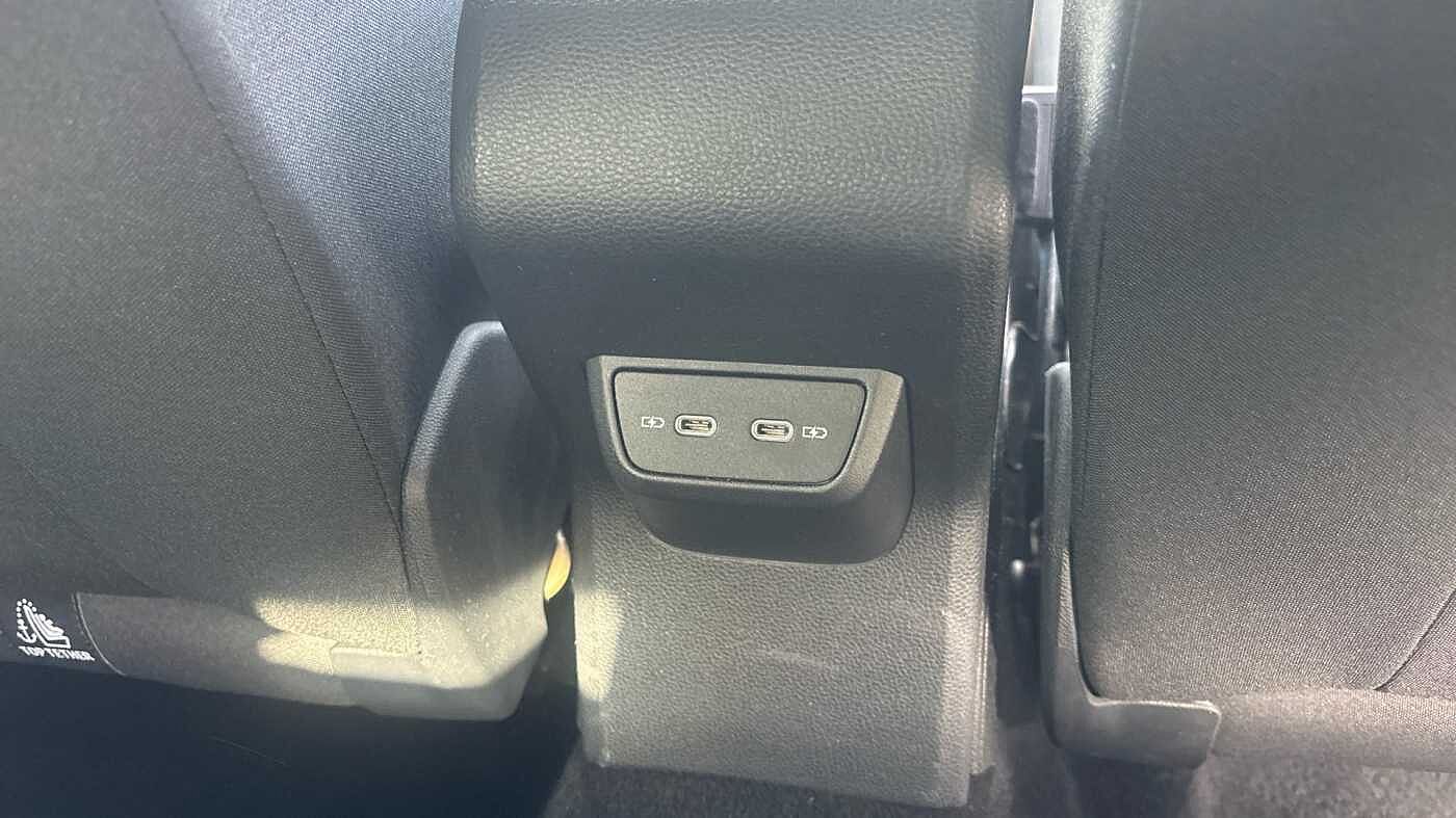 Volkswagen Polo MK6 Facelift 1.0 TSI (110ps) R-Line DSG