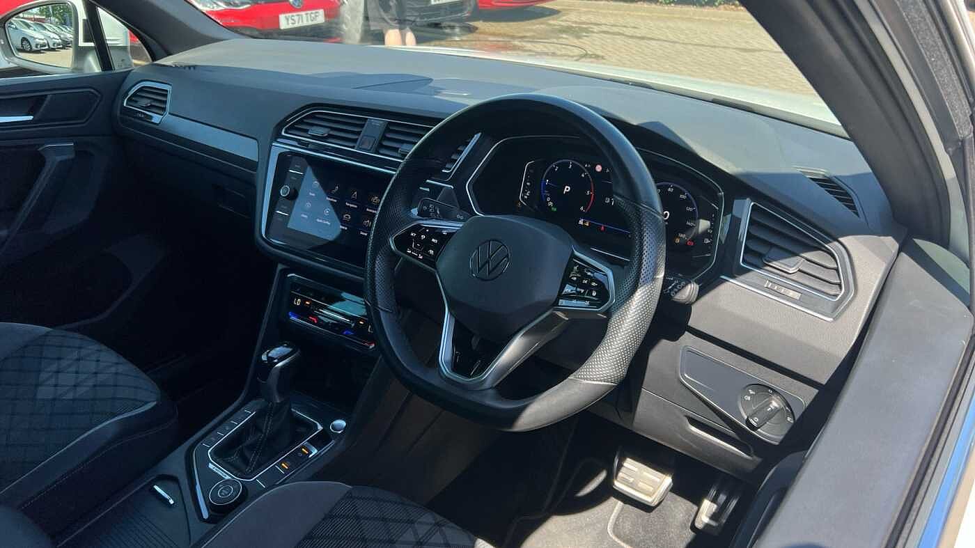 Volkswagen Tiguan 2.0 TDI (150PS) R-Line SCR 4Motion DSG