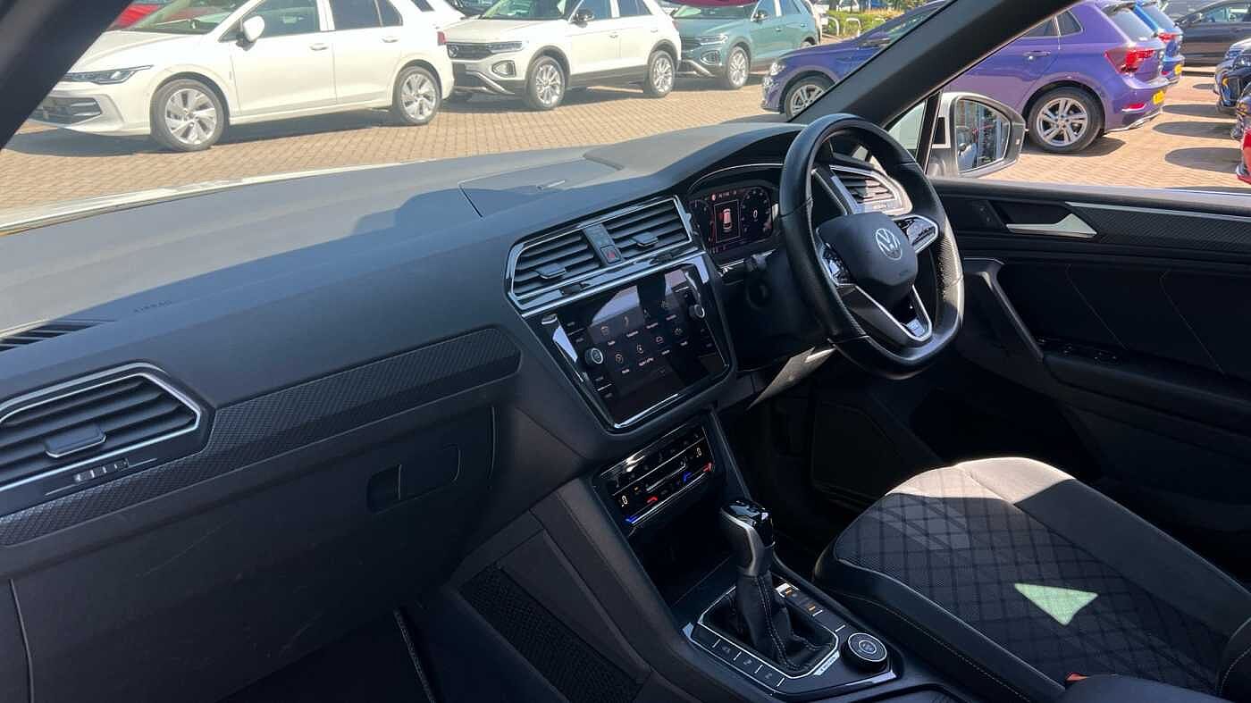 Volkswagen Tiguan 2.0 TDI (150PS) R-Line SCR 4Motion DSG