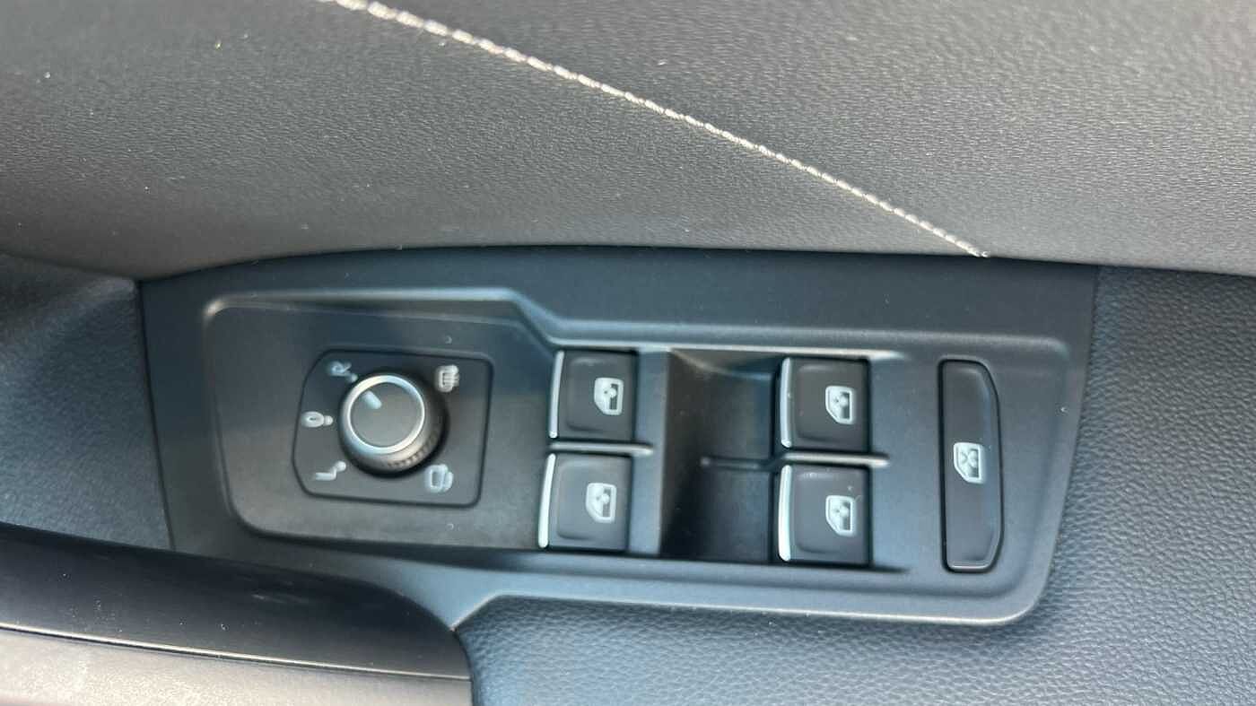 Volkswagen Tiguan 2.0 TDI (150PS) R-Line SCR 4Motion DSG