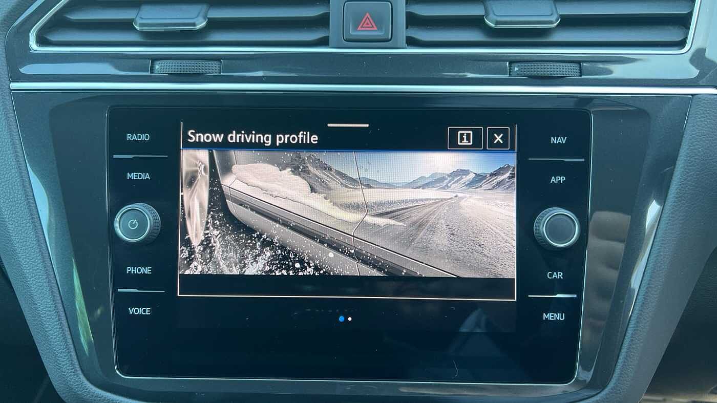 Volkswagen Tiguan 2.0 TDI (150PS) R-Line SCR 4Motion DSG