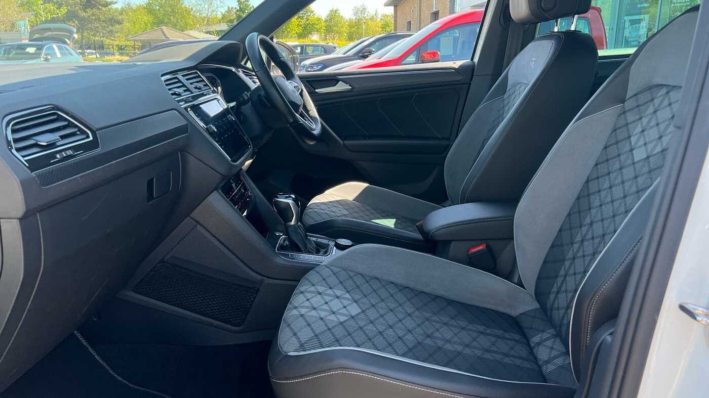 Volkswagen Tiguan 2.0 TDI (150PS) R-Line SCR 4Motion DSG