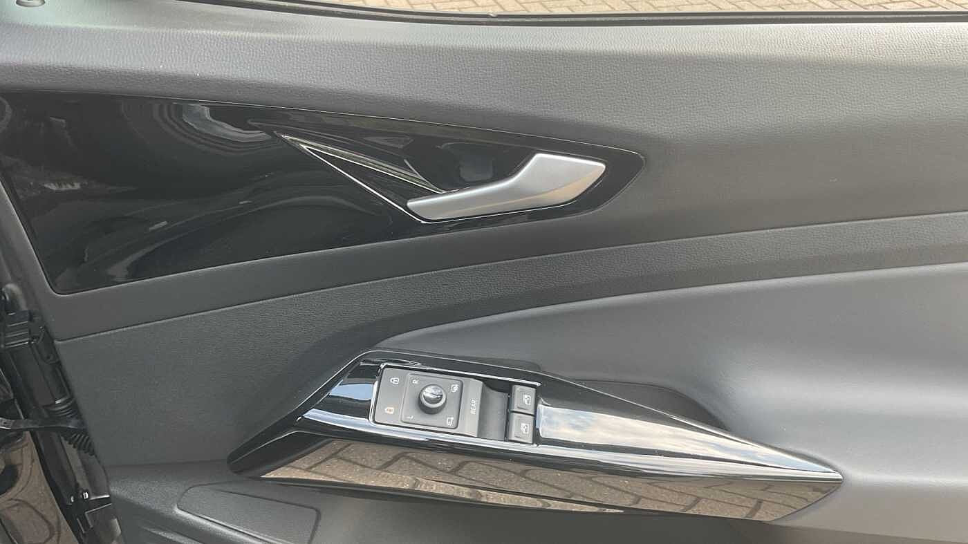 Volkswagen ID.4 210kW Style Pro 77kWh 5dr Auto Electric Estate